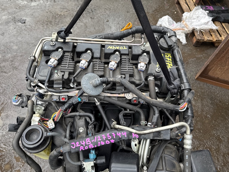 Двигатель SUZUKI ESCUDO TDA4W J24B 1275744 (б/у)