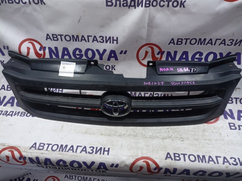 Решетка TOYOTA TOWN ACE NOAH SR50 3S-FE передняя 2 MODEL (б/у)