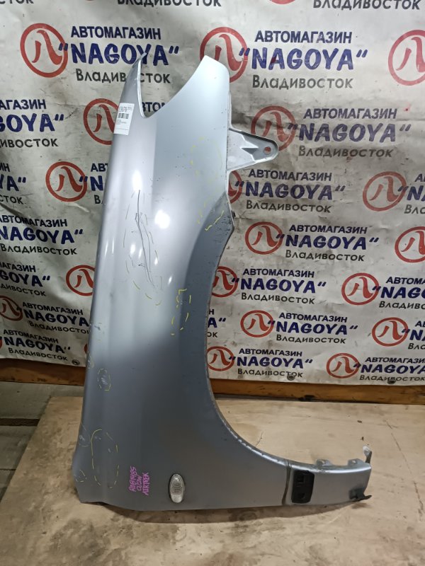 Крыло MITSUBISHI AIRTREK CU2W 4G63T переднее правое COLOR A31 (б/у)