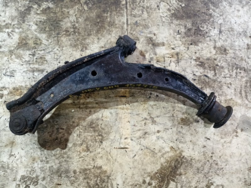 Рычаг нижний HONDA HR-V GH4 D16A передний правый (б/у)