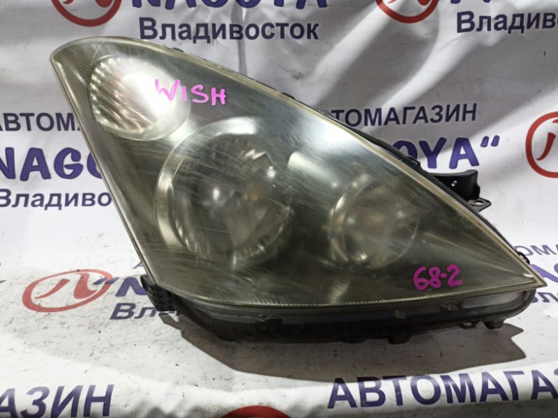 Фара TOYOTA WISH ZNE10 1ZZ-FE передняя правая 68-2 (б/у)