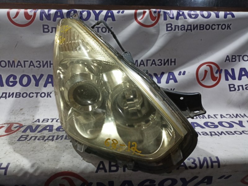Фара TOYOTA WISH ZNE10 1ZZ-FE передняя правая 6812 (б/у)
