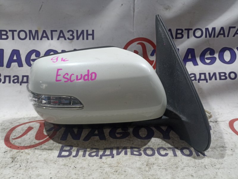 Зеркало SUZUKI ESCUDO TD54W J24B переднее правое 9 KOHTAKTOB (б/у)