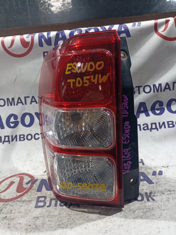 Стоп-сигнал SUZUKI ESCUDO TA74W J20A задний левый 220-59079 (б/у)