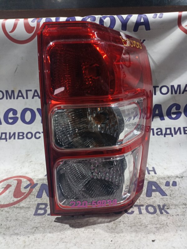 Стоп-сигнал SUZUKI ESCUDO TA74W J20A задний правый 220-59079 (б/у)
