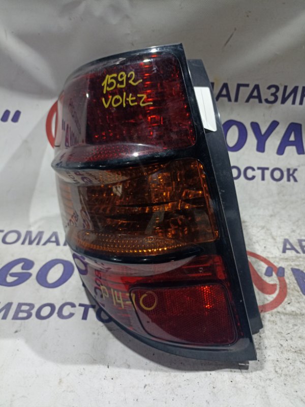 Стоп-сигнал TOYOTA VOLTZ ZZE137 2ZZ-GE задний левый P1470 (б/у)