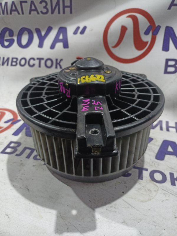 Мотор печки TOYOTA KLUGER MCU25 1MZ-FE (б/у)