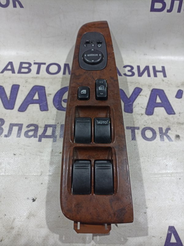 Блок упр. стеклоподьемниками TOYOTA CAMRY SV41 3S-FE передний правый (б/у)