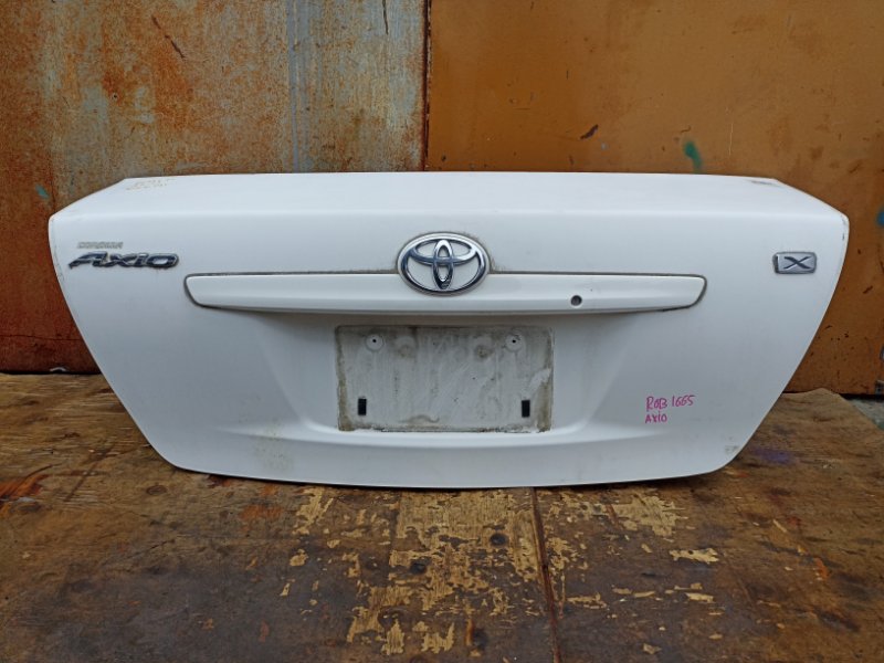 Крышка багажника TOYOTA COROLLA AXIO NZE141 1NZ-FE задняя COLOR 040 (б/у)