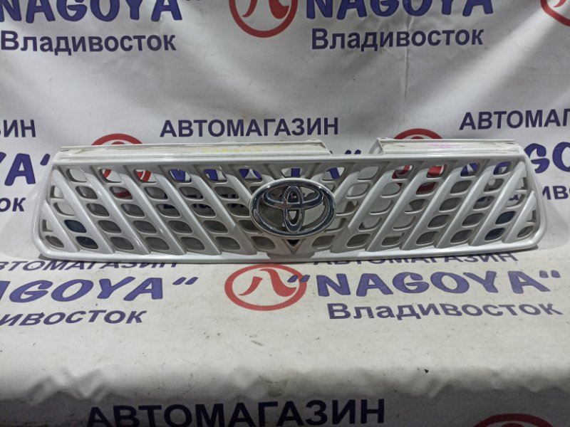 Решетка TOYOTA RAV4 ZCA26 1ZZ-FE передняя 1 MODEL (б/у)