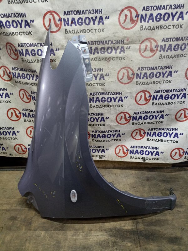 Крыло MAZDA MPV LWFW AJ-DE переднее правое 3 MODEL (б/у)