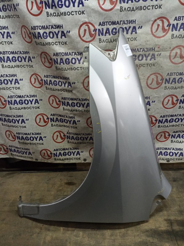 Крыло MAZDA MPV LWEW FS-DE переднее левое 1 MODEL (б/у)