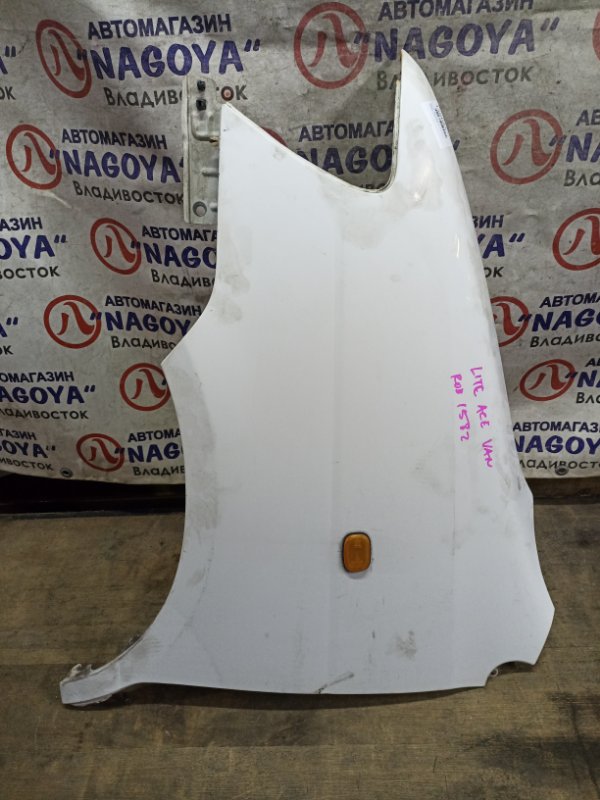 Крыло TOYOTA LITE ACE NOAH KR42 7K-E переднее левое COLOR 058 (б/у)