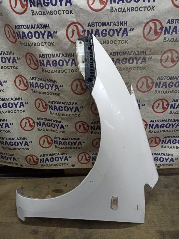 Крыло TOYOTA WISH ZNE10 1ZZ-FE переднее левое COLOR 070 (б/у)
