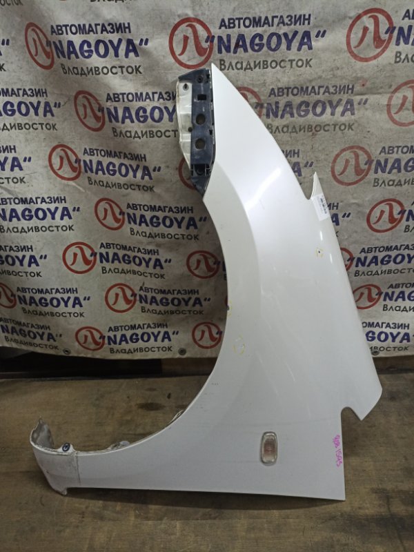 Крыло TOYOTA WISH ZNE10 1ZZ-FE переднее левое COLOR 070 (б/у)