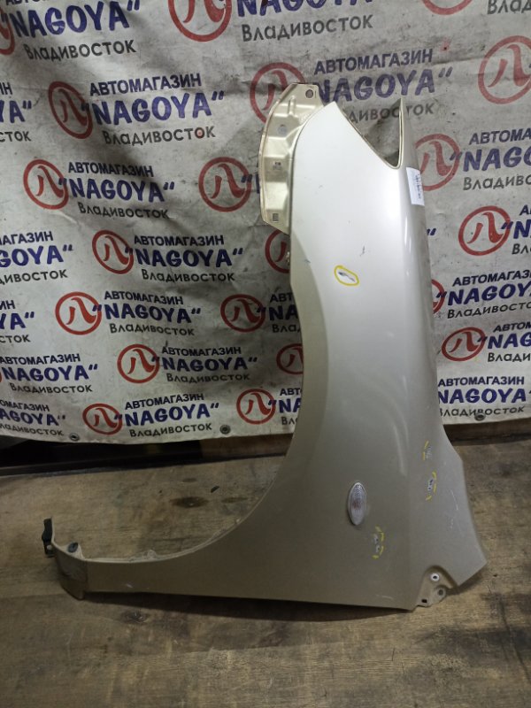 Крыло TOYOTA COROLLA AXIO NZE141 1NZ-FE переднее левое COLOR 4T8 (б/у)