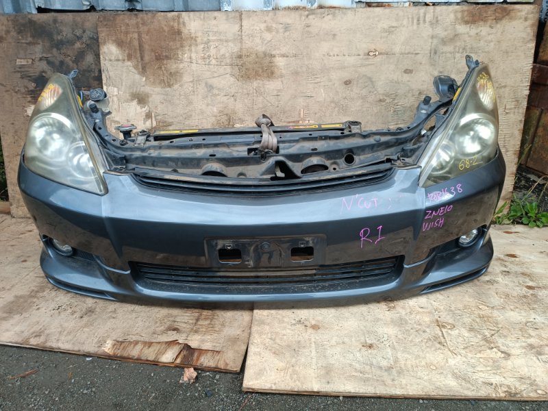 Nose cut TOYOTA WISH ZNE10 1ZZ-FE передний 68-2 (б/у)