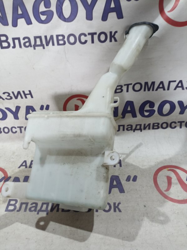 Бачок стеклоомывателя TOYOTA PORTE NNP10 2NZ-FE (б/у)