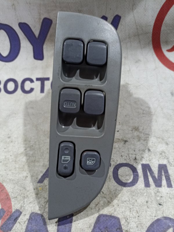 Блок упр. стеклоподьемниками TOYOTA RAUM EXZ10 5E-FE передний правый (б/у)