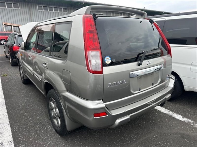 Спойлер NISSAN X-TRAIL PNT30 SR20VET задний COLOR KX4 (б/у)