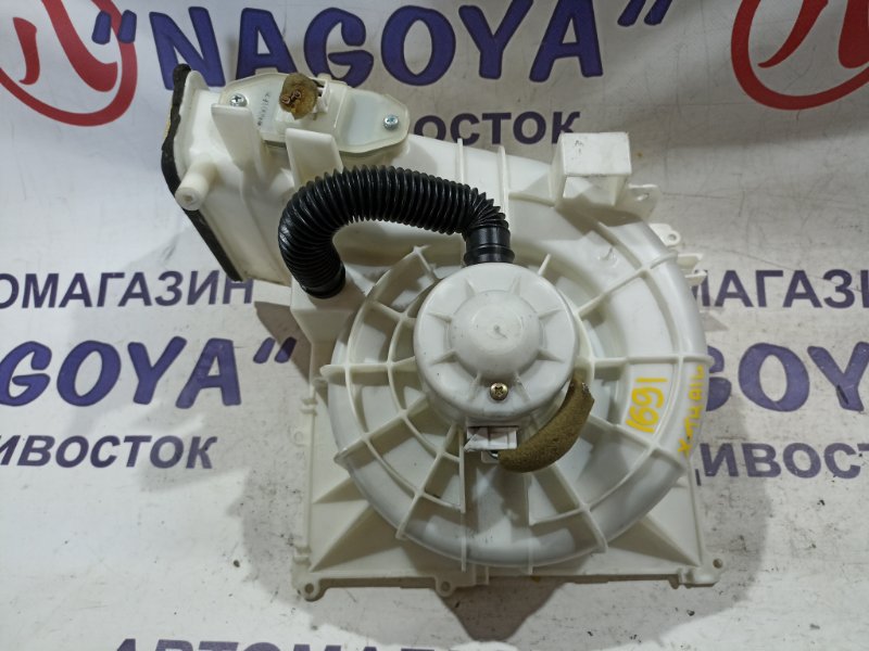 Мотор печки NISSAN X-TRAIL PNT30 SR20VET (б/у)