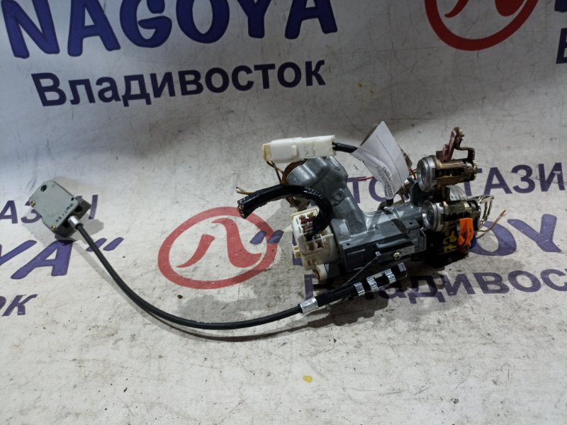 Замок зажигания TOYOTA NADIA SXN10 3S-FE (б/у)