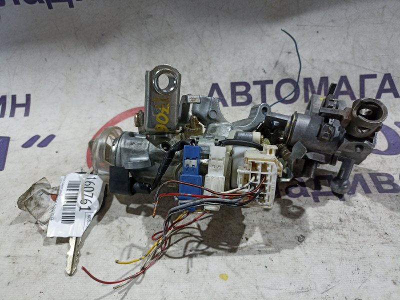 Замок зажигания TOYOTA VISTA ARDEO SV50 3S-FE (б/у)