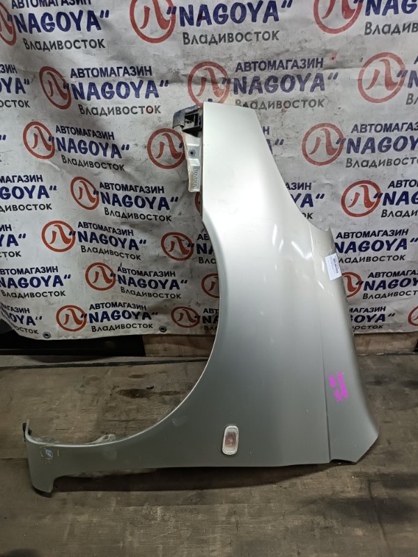 Крыло TOYOTA FUNCARGO NCP21 1NZ-FE переднее левое COLOR 583 (б/у)