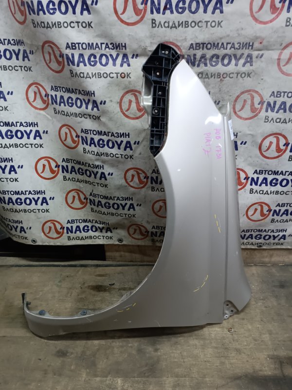 Крыло TOYOTA PLATZ NCP12 1NZ-FE переднее левое 2 MODEL (б/у)