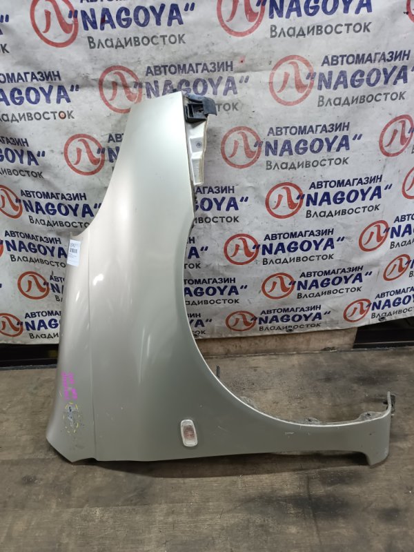 Крыло TOYOTA FUNCARGO NCP21 1NZ-FE переднее правое COLOR 583 (б/у)
