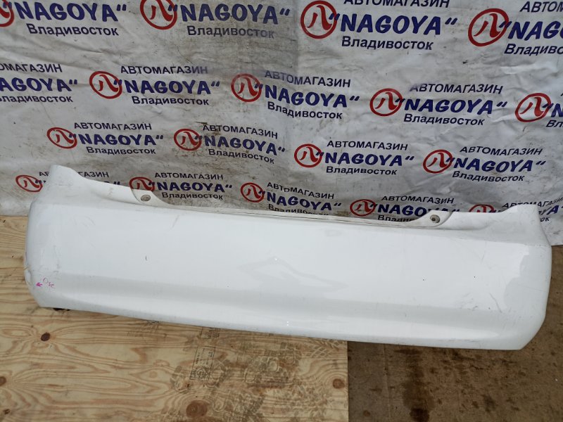 Бампер TOYOTA COROLLA AXIO NZE141 1NZ-FE задний COLOR 040 (б/у)