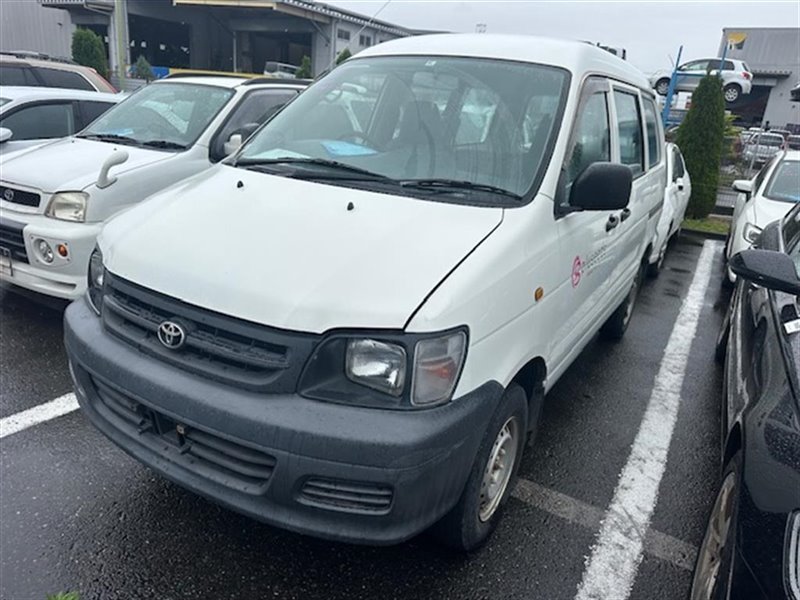 Подкрылок TOYOTA TOWN ACE NOAH SR50 3S-FE передний правый (б/у)