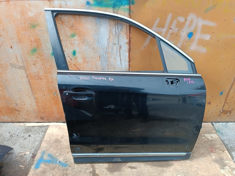 Дверь SUBARU FORESTER SJG FA20 передняя правая COLOR D4S (б/у)