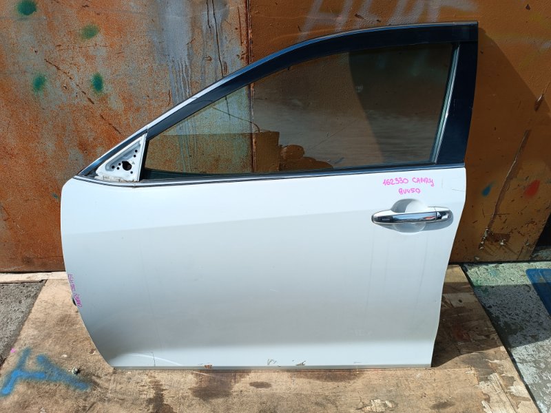 Дверь TOYOTA CAMRY AVV50 2AR-FXE передняя левая COLOR 070 (б/у)