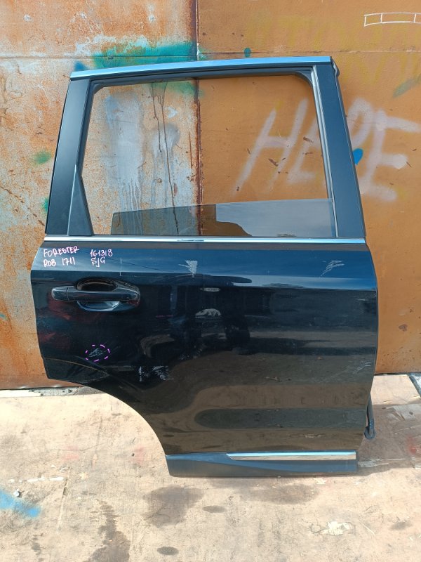Дверь SUBARU FORESTER SJG FA20 задняя правая COLOR D4S (б/у)