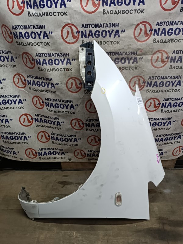 Крыло TOYOTA WISH ZNE10 1ZZ-FE переднее левое COLOR 070 (б/у)