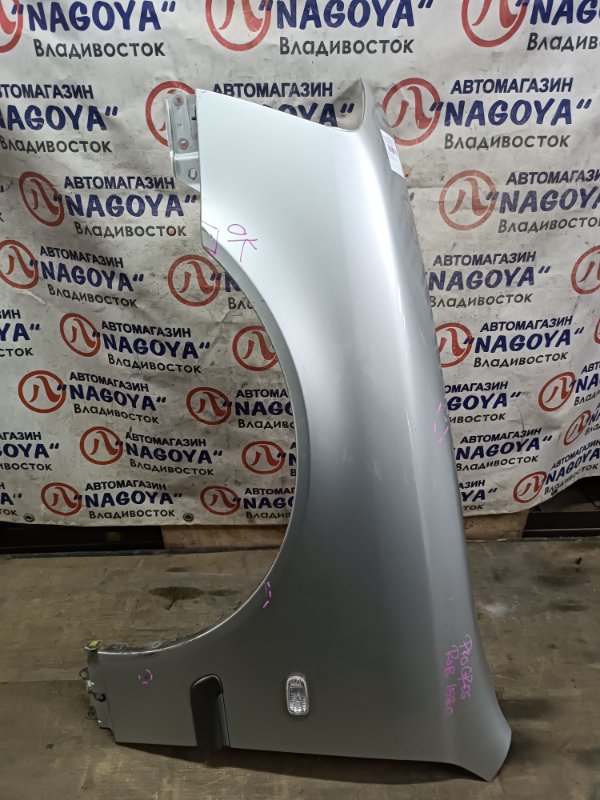 Крыло TOYOTA PROGRES JCG11 2JZ-FSE переднее левое COLOR 1C0 (б/у)