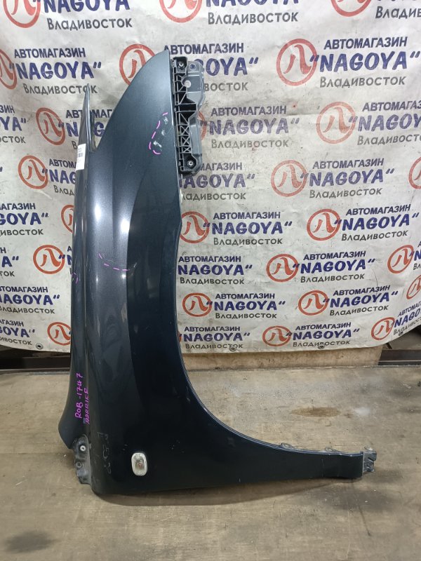 Крыло TOYOTA HARRIER GSU35 2GR-FE переднее правое COLOR 1E0 (б/у)