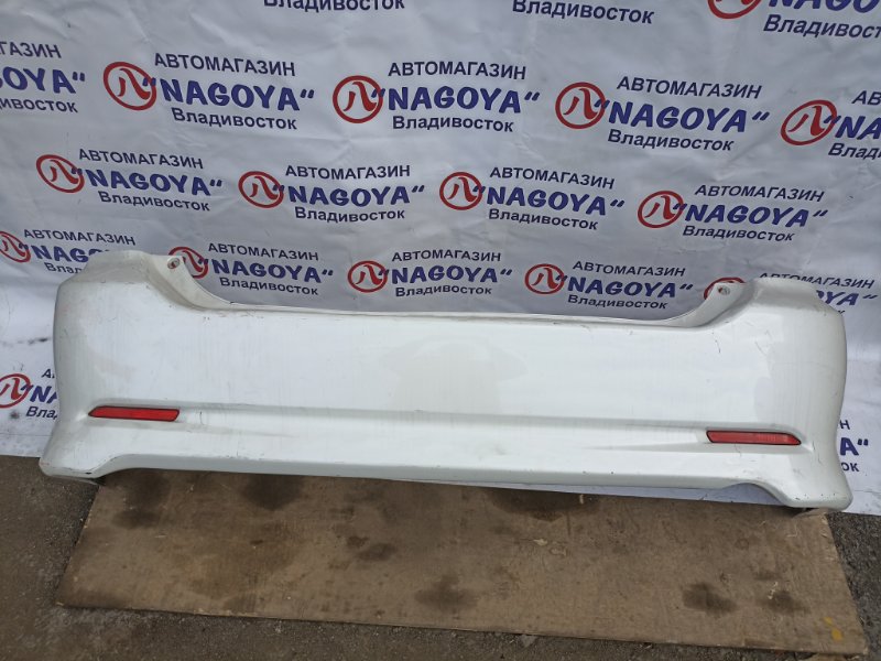 Бампер TOYOTA WISH ZNE10 1ZZ-FE задний 2 MODEL (б/у)