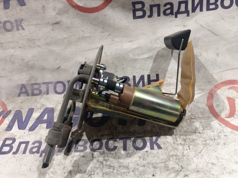Бензонасос TOYOTA COROLLA SPACIO AE111 4A-FE (б/у) Бензонасос TOYOTA COROLLA SPACIO AE111 4A-FE (б/у)