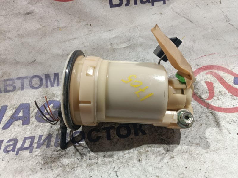 Бензонасос TOYOTA IST NCP65 1NZ-FE (б/у) Бензонасос TOYOTA IST NCP65 1NZ-FE (б/у)