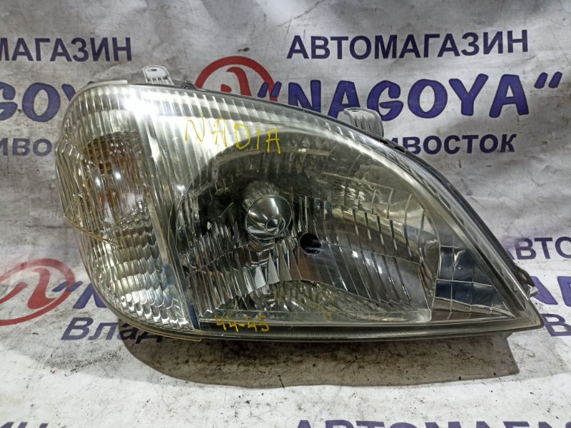 Фара TOYOTA NADIA SXN15 3S-FE передняя правая 4445 (б/у)