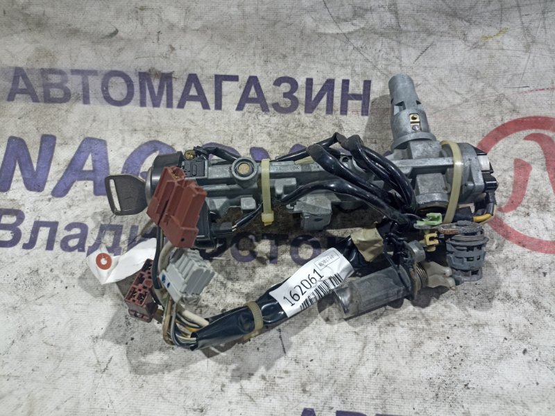 Замок зажигания HONDA CR-V RD1 B20B (б/у) Замок зажигания HONDA CR-V RD1 B20B (б/у)
