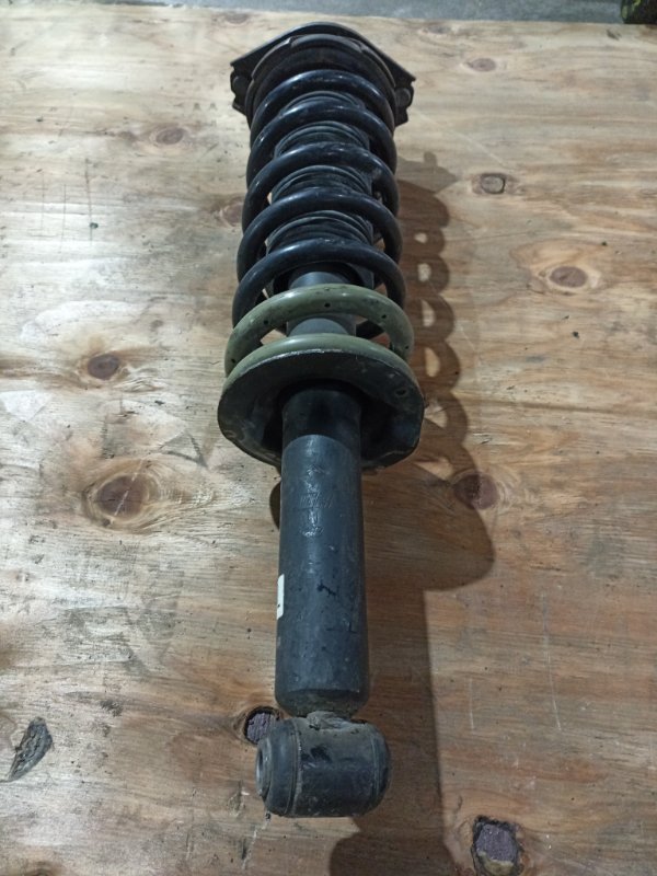 Стойка SUBARU FORESTER SJG FA20 задняя правая (б/у)