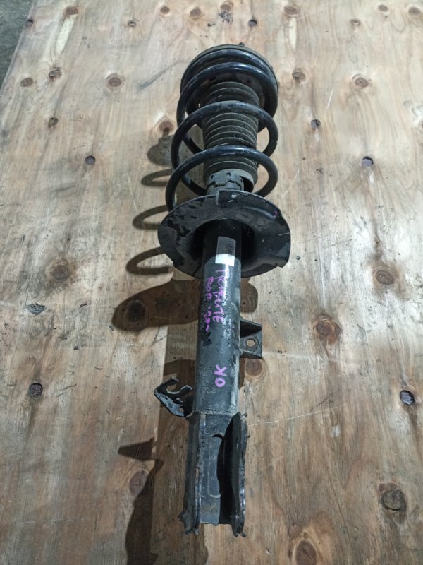 Стойка MAZDA TRIBUTE EPEW YF передняя левая (б/у)