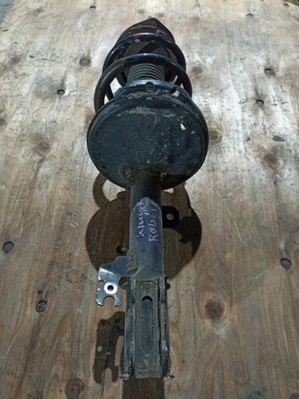 Стойка TOYOTA KLUGER MCU25 1MZ-FE передняя левая (б/у)