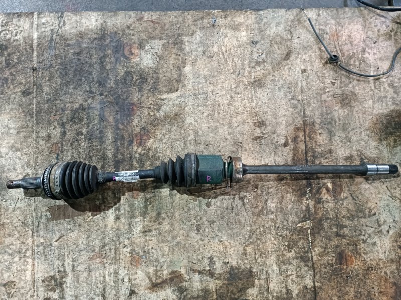 Привод TOYOTA ALTEZZA GITA JCE15 2JZ-GE передний правый ABS (б/у)