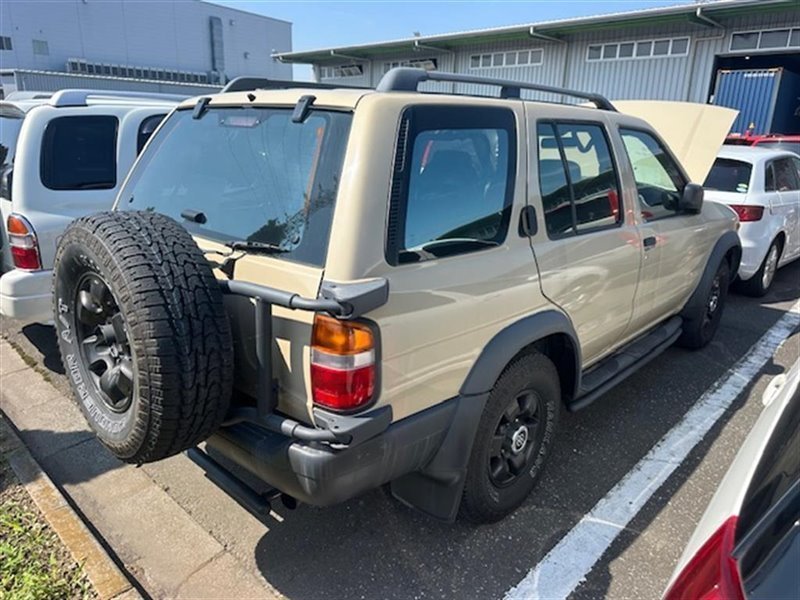 Уширитель крыла NISSAN TERRANO PR50 TD27ETI задний правый (б/у)