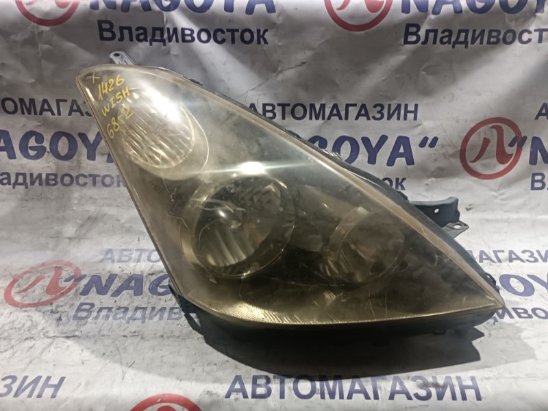 Фара TOYOTA WISH ZNE10 1ZZ-FE передняя правая 68-2 (б/у)