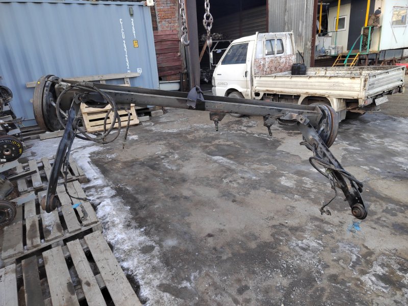 Балка со ступицами NISSAN PRESAGE TU30 QR25DE задняя (б/у)